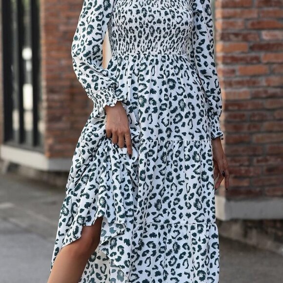 Black and White Elastic Waist Midi Summer Dress - Picture 9 of 9